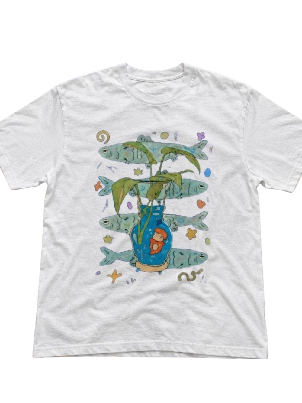 Gildan White Tee with Blue Vase & Green Fish Graphic